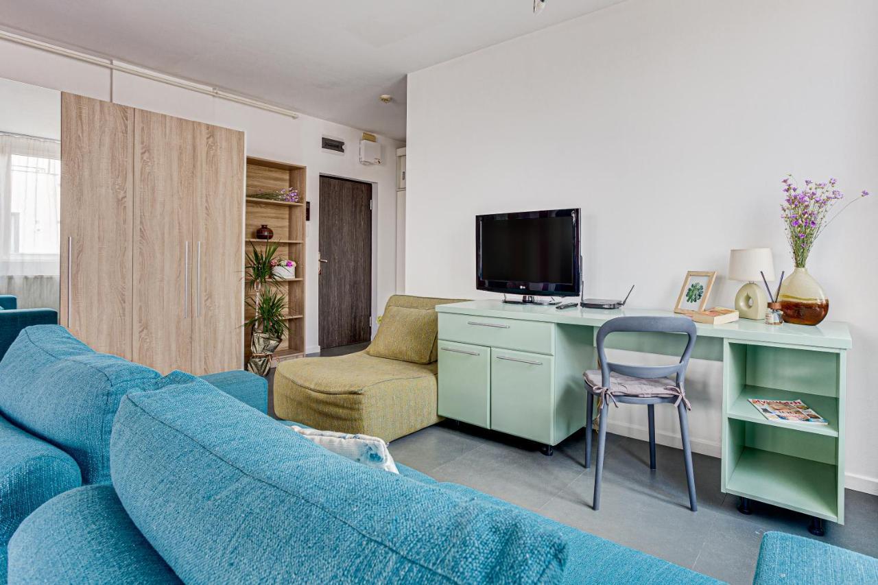 Dodi Studio Compact Arad Exterior foto